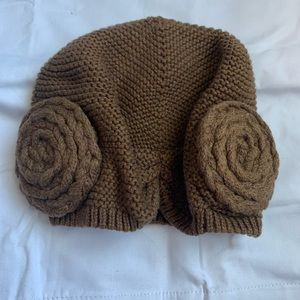 Princess Leia baby girls winter hat from baby Gap! Used in like new condition!